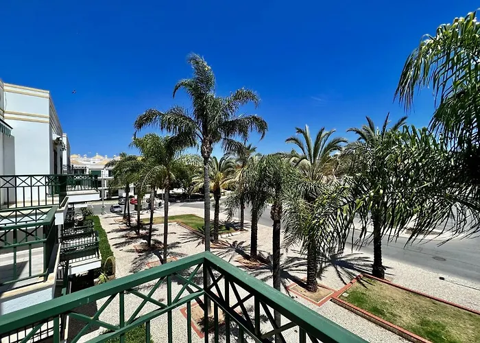 Palm Tree By Homing Appartement